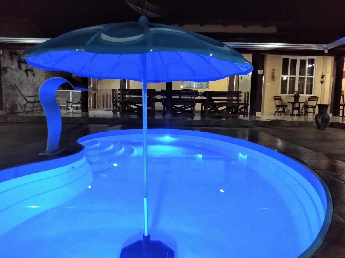 Sobrado Frente P/Lago Com Piscina Aquecida Caldas Novas Exterior foto